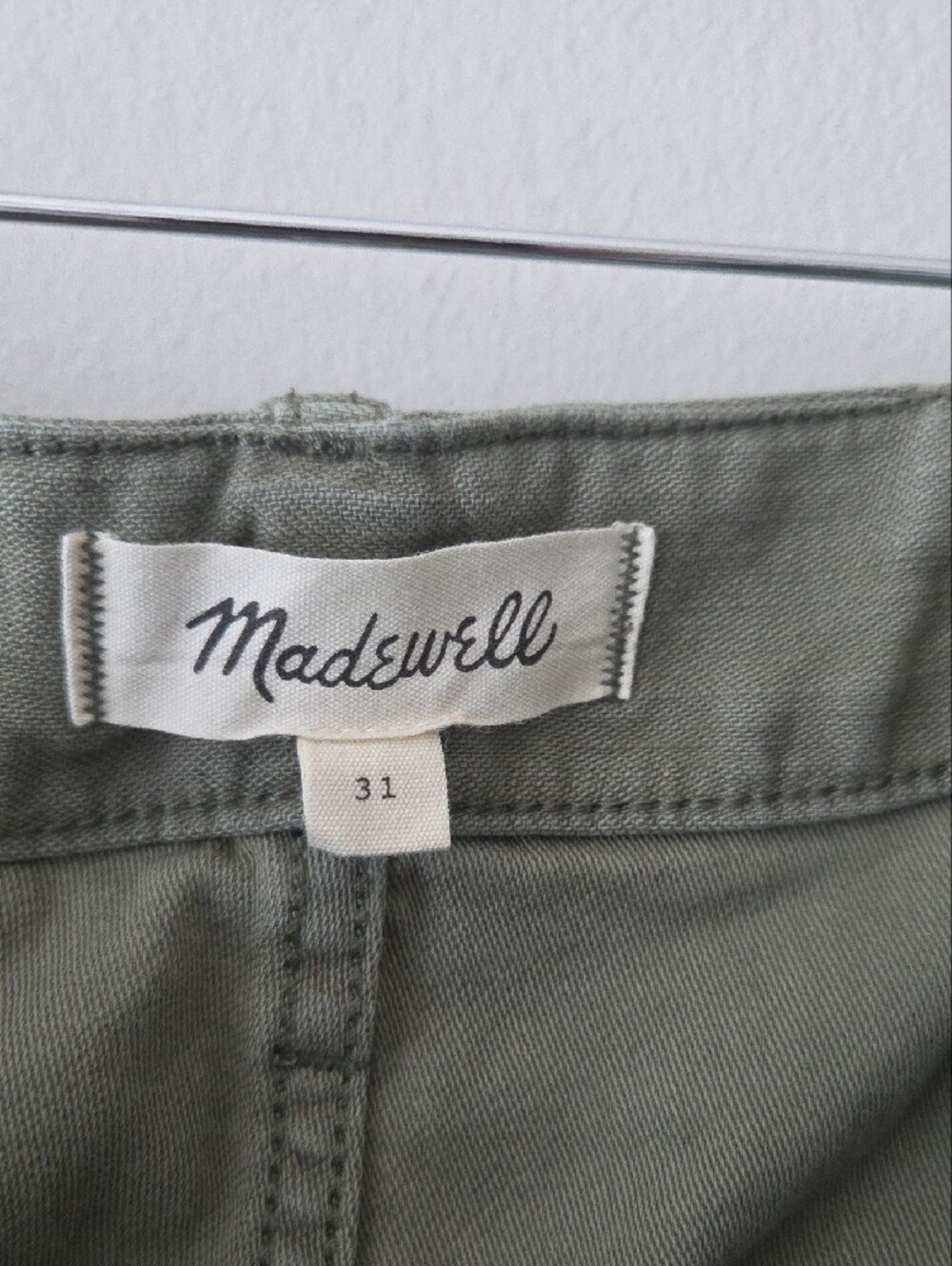 Madewell Olive Pants in Military Green - Picture 2 of 7
